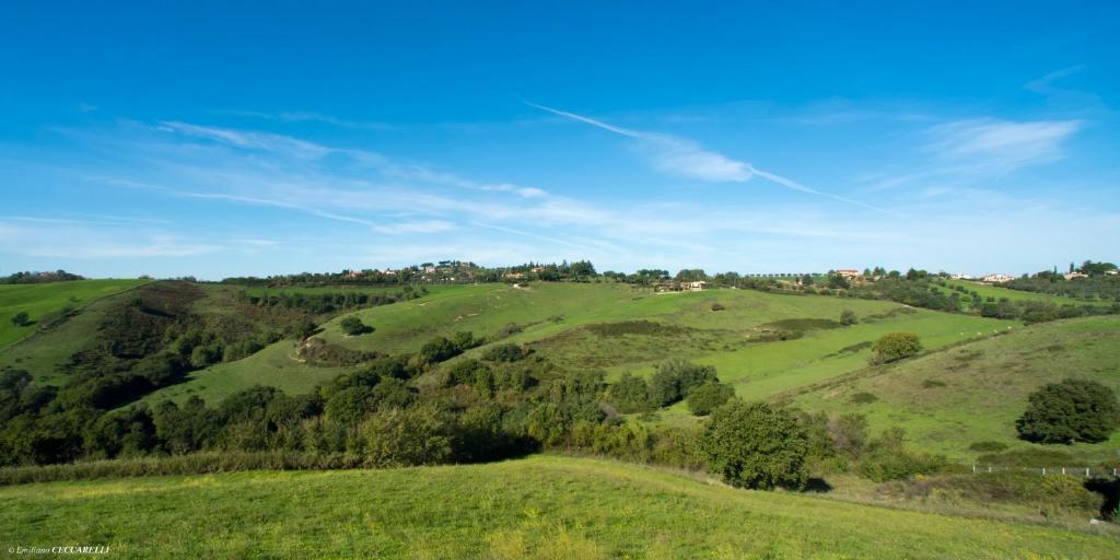 Agriturismo Valle Siriaca Castelnuovo Di Porto Bilik gambar
